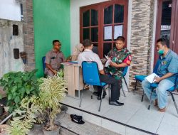 Babinsa Kelurahan Benowo Monitoring Kegiatan Pelayanan Publik Sayang Warga di Wilayah