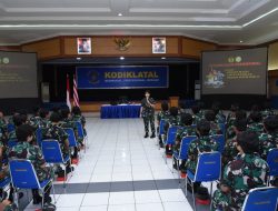 Tingkatkan Kompetensi Dukung Tugas TNI AL, Binkowal Beri Pembekalan Khusus Siswa Wanita Kodiklatal