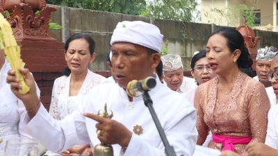 Polresta Sidoarjo Gelar Ibadah Suci Tilem dan Doakan Kesuksesan WWF Bali
